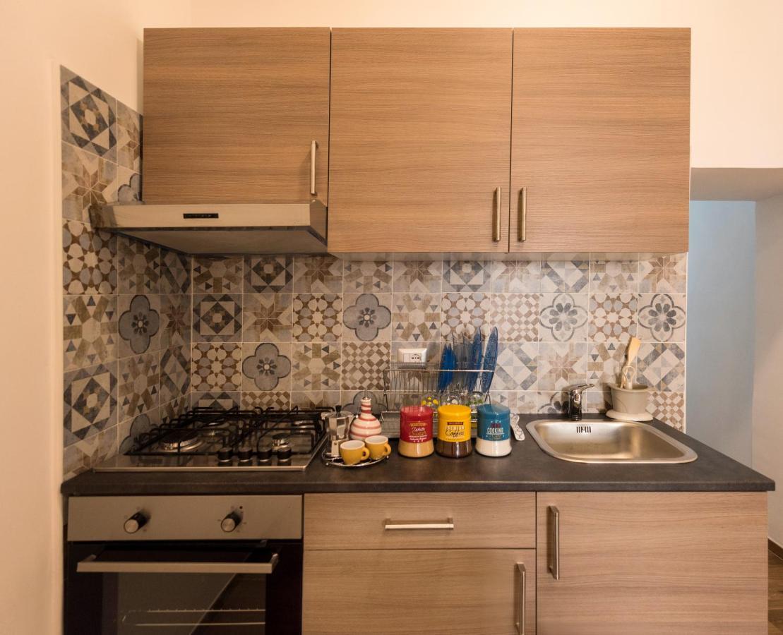 Ferienwohnung Dimora Francesca Salerno Exterior foto