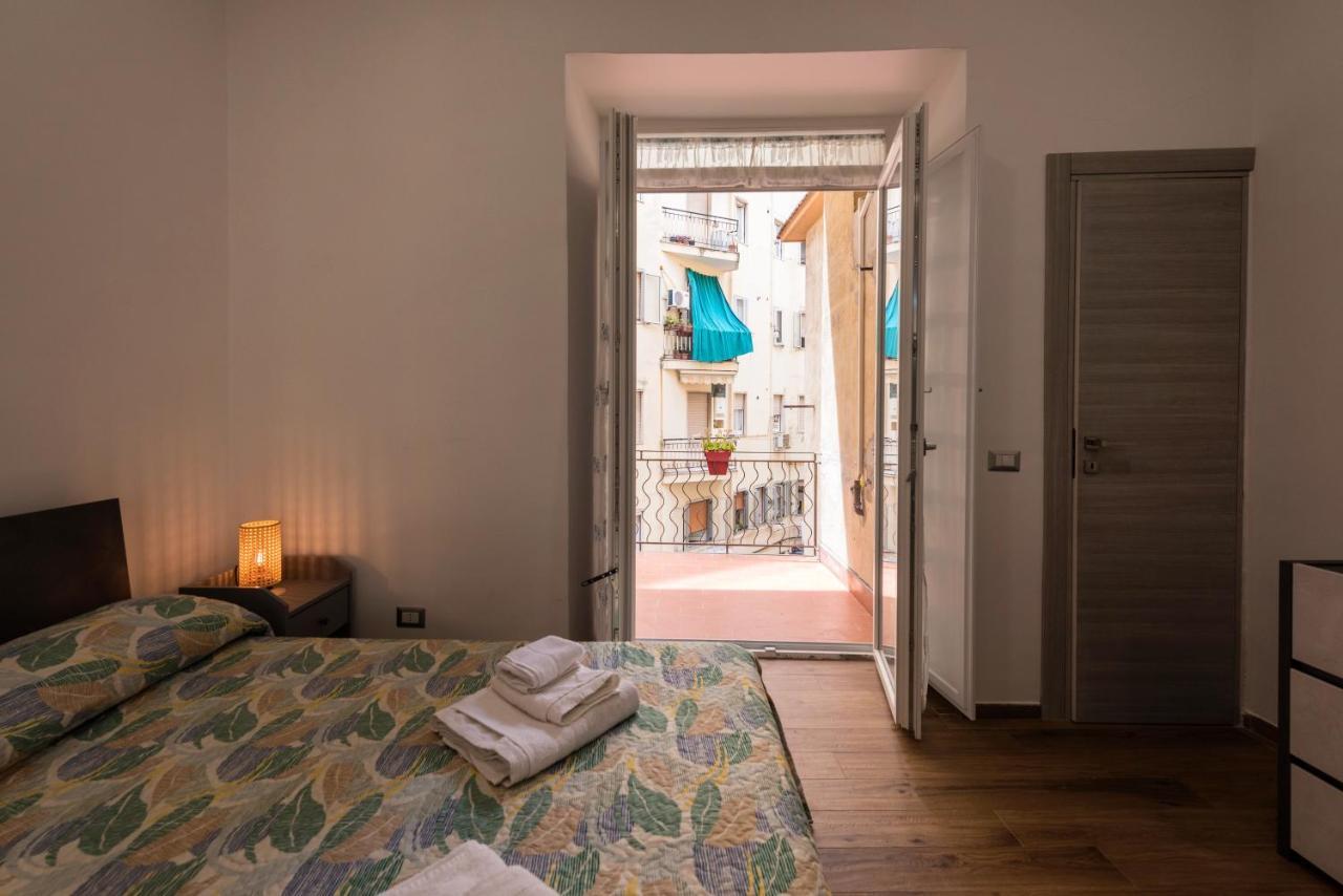 Ferienwohnung Dimora Francesca Salerno Exterior foto